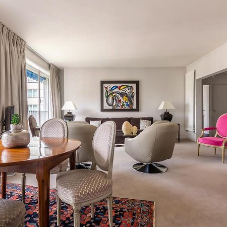 Apartamento Veeve - Steps From The Eiffel Tower París Exterior foto